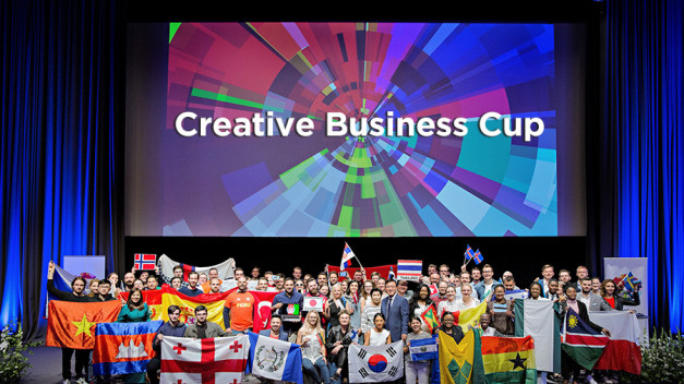 La Red de Industrias Creativas (RIC) e Innova&acción son los encargados de organizar en España la Creative Business Cup. La Creative Business Network es la mayor red global del sector creativo y cultural.