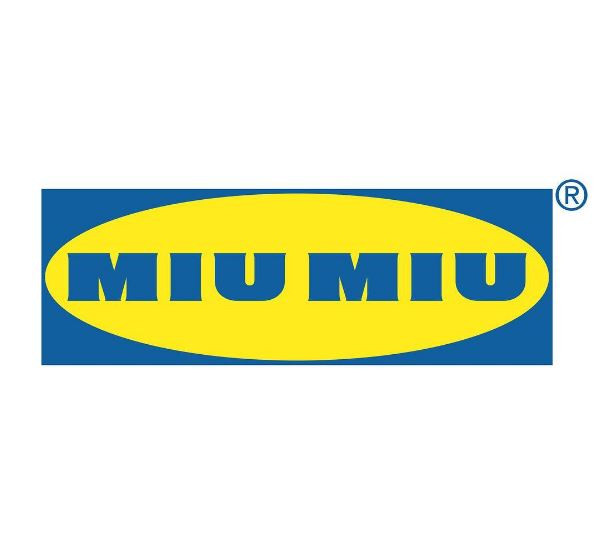 El diseñador gráfico REILLY fusiona el nombre de Miu Miu con el logo de IKEA