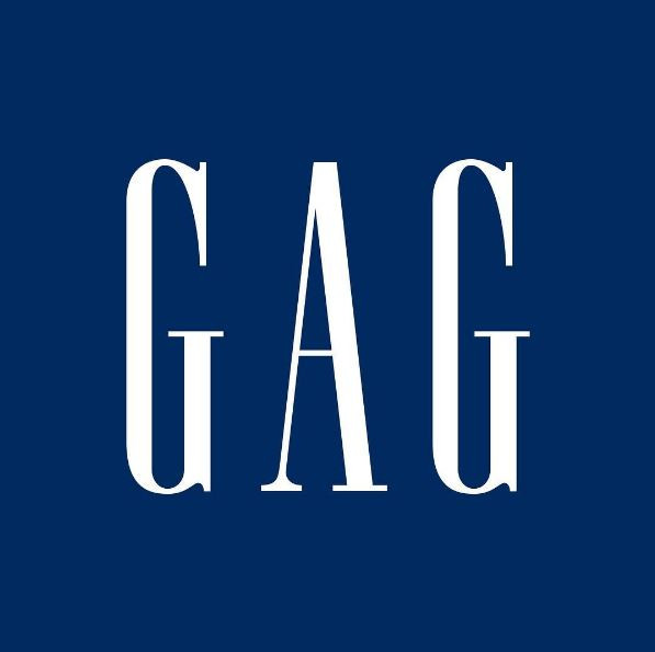 El diseñador gráfico REILLY fusiona el nombre de GAG con el logo de GAP