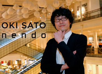 Oki Sato es un diseñador y arquitecto japonés que nació en Toronto (Canadá) el 24 de diciembre de 1977. Oki Sato es el director del estudio de diseño Nendo que fundó en el año 2002 en Tokio.