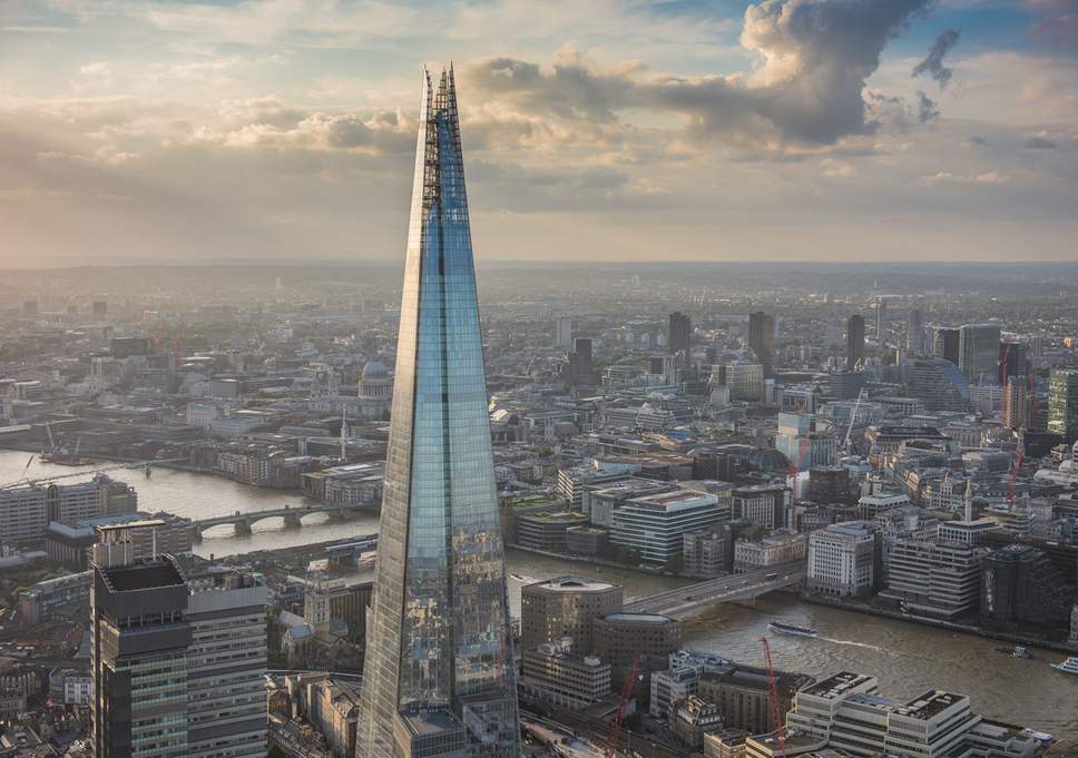 Rascacielos The Shard realizado en Londres por el arquitecto Renzo Piano