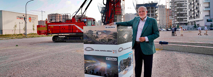 El empresario valenciano Juan Roig en el inicio de las obras del recinto multiusos Casal España Arena