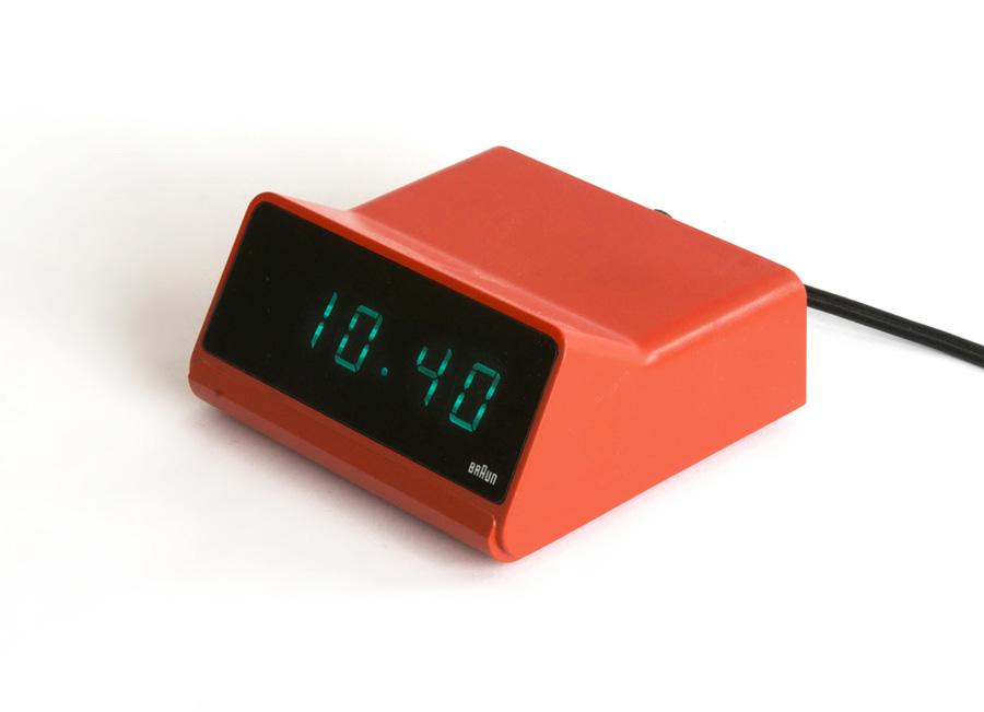 Reloj despertador Braun DN 40 diseñado por Dieter Rams ydDietrich Lubs en 1976