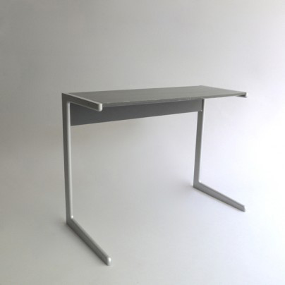 Mesa Kangaroo diseño de Dieter Rams del año 1961