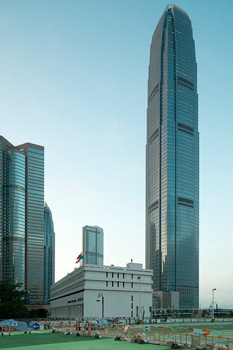 Instalación de Antony Gormley Event Horizon en Hong Kong, vista 4