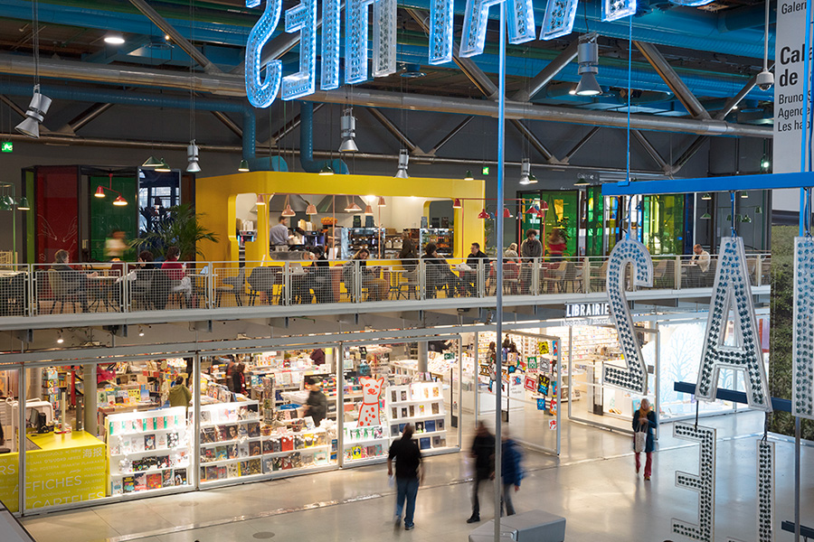 proyecto de renovación del interiorismo del Café Le Central en el Centro Pompidou de París